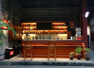 Czy NIP i REGON zostaje ten sam?